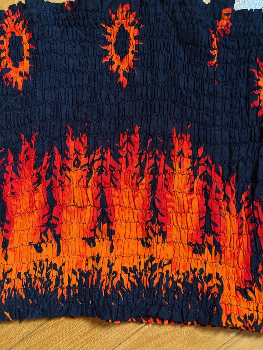 Vintage 90s Cyber Grunge Y2K Hot Rod All-Over Sunburst Flame Print Strappy Cami - Picture 3 of 4